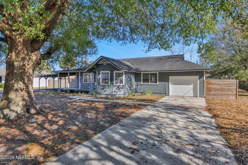 145 Velvet Dr, Jacksonville, FL 32220