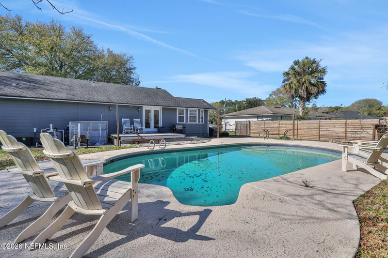 145 Velvet Dr, Jacksonville, FL 32220