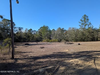 105 Brown St, Interlachen, FL 32148