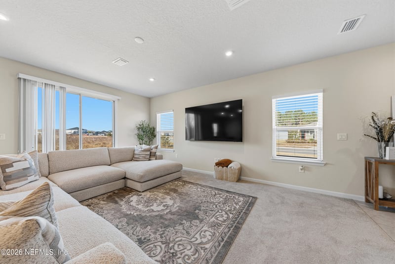 1052 Victoria Hills Ct, Jacksonville, FL 32221