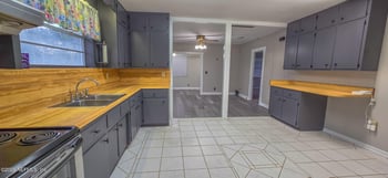 6251 Dunn Ave, Jacksonville, FL 32218