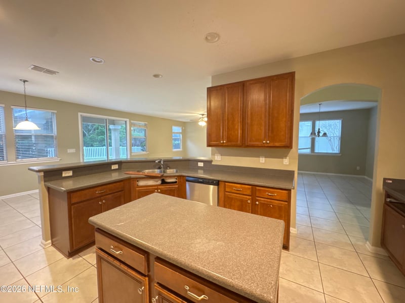 724 Wooded Hamlet Ct, St Johns, FL 32084