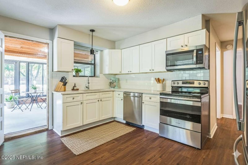 4840 Herton Dr, Jacksonville, FL 32258