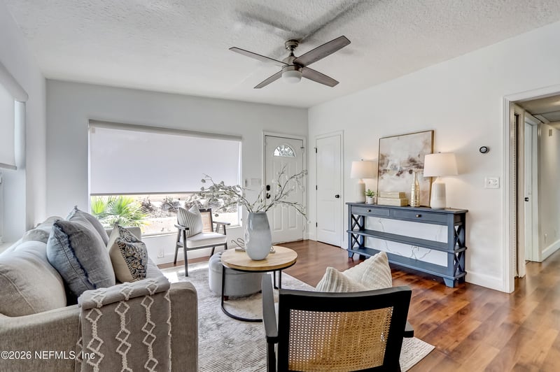 2477 Community Rd, Jacksonville, FL 32207