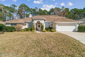 985 Blackberry Ln, St Johns, FL 32259