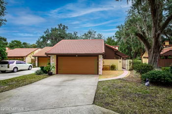 57 Winterbourne St #15, Orange Park, FL 32073