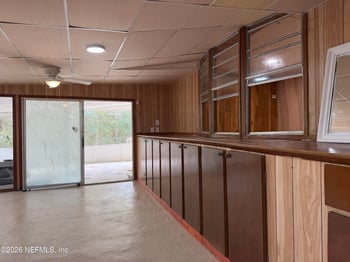 110 Kitty Ln, Interlachen, FL 32148