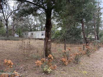 103 Martindale Ave, Interlachen, FL 32148