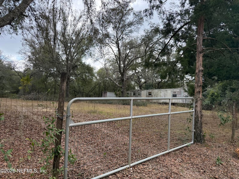 103 Martindale Ave, Interlachen, FL 32148