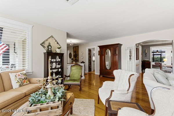 1504 Harbor Oaks Rd, Jacksonville, FL 32207