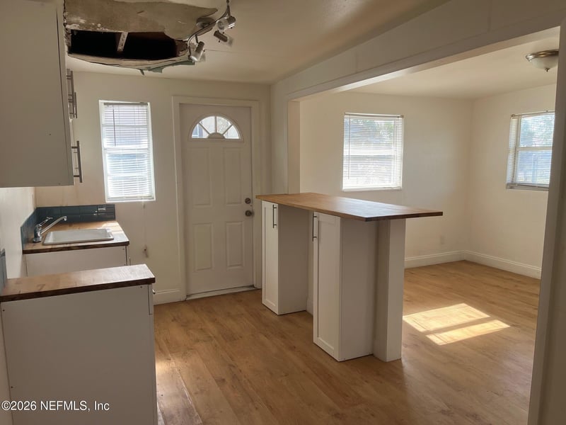 921 Canal St, Jacksonville, FL 32209