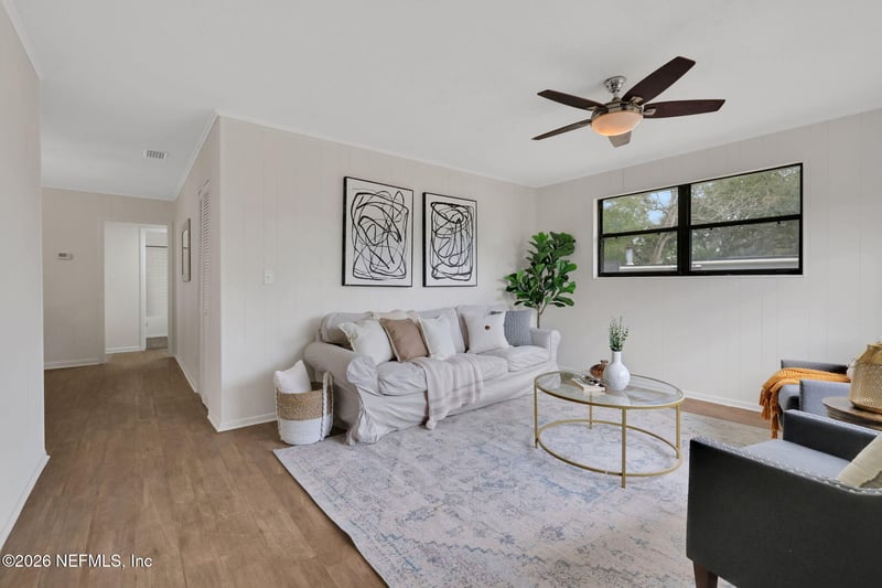 6805 Tom Thumb Dr, Jacksonville, FL 32210