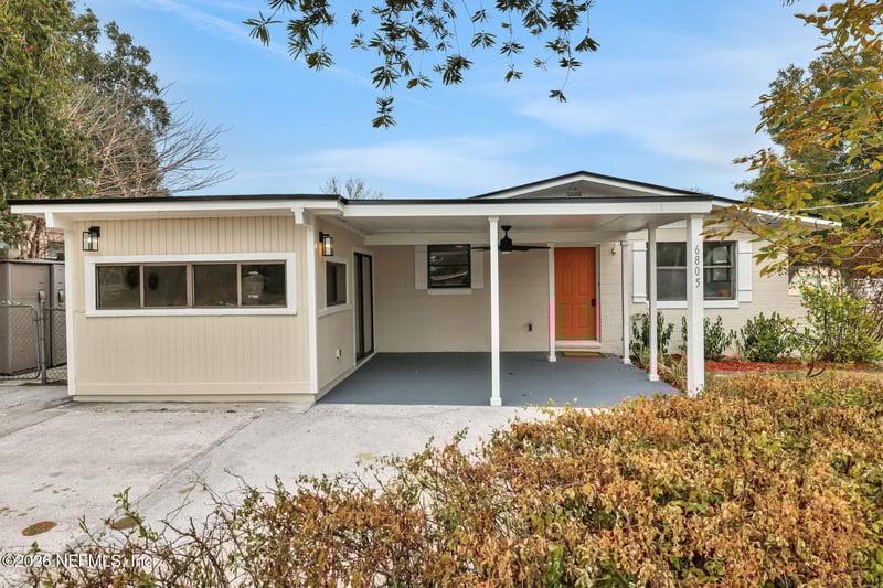 6805 Tom Thumb Dr, Jacksonville, FL 32210