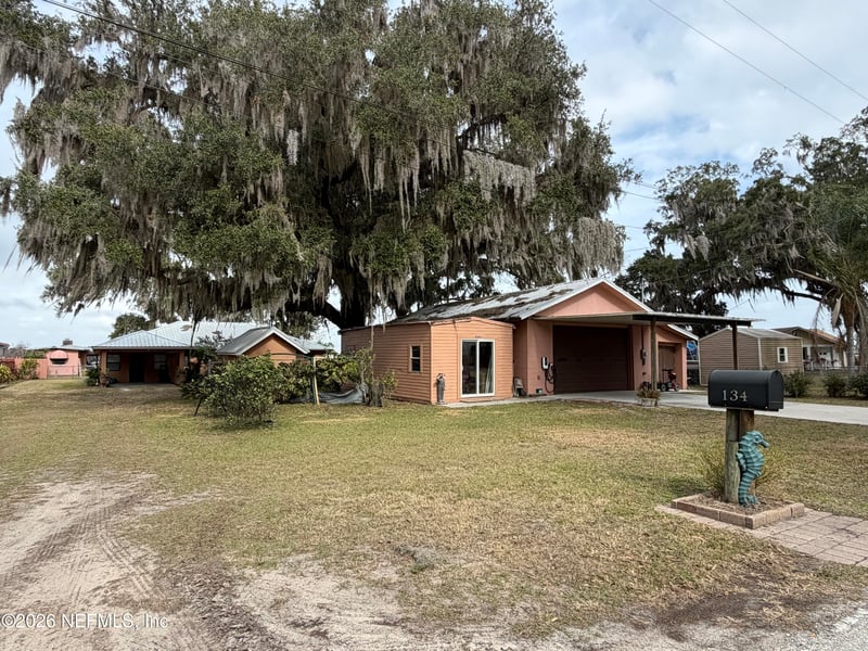 134 Magnolia Ave, Palatka, FL 32177