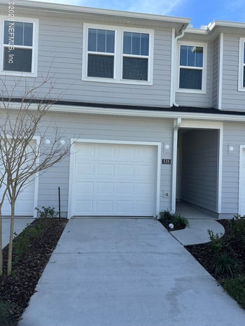 535 Holly Lakes Dr, Orange Park, FL 32073