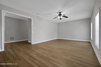 3678 Longleaf Forest Ln, Jacksonville, FL 32210