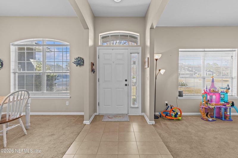 11714 Raindrop Rd, Jacksonville, FL 32219