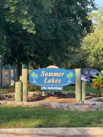 10244 Pine Breeze Rd, Jacksonville, FL 32257