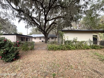 725 Myrtle Ave, Green Cove Springs, FL 32043