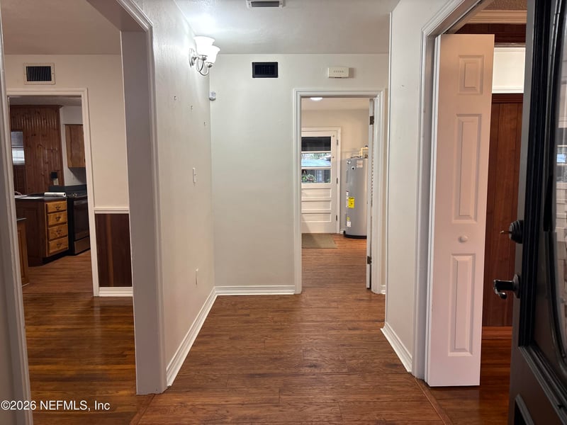 725 Myrtle Ave, Green Cove Springs, FL 32043