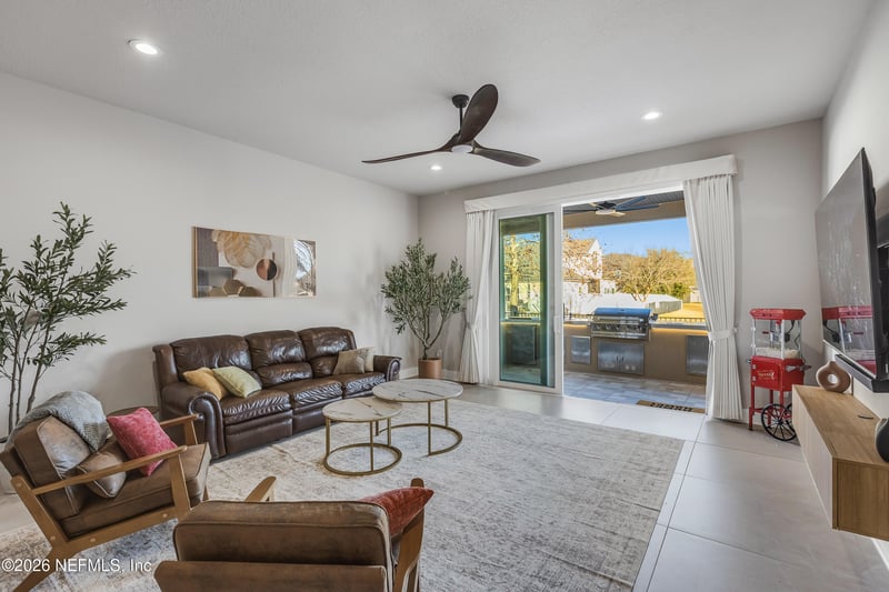 4476 Song Sparrow Dr, Middleburg, FL 32068