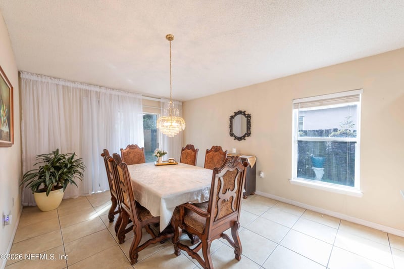 9156 Shindler Crossing Dr, Jacksonville, FL 32222