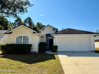 6486 Hannah Stables Dr, Jacksonville, FL 32244