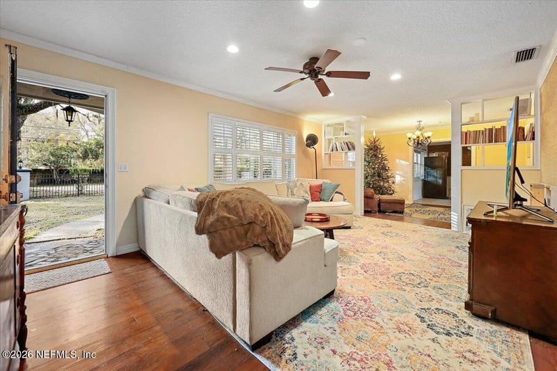 11037 Scott Mill Rd, Jacksonville, FL 32223