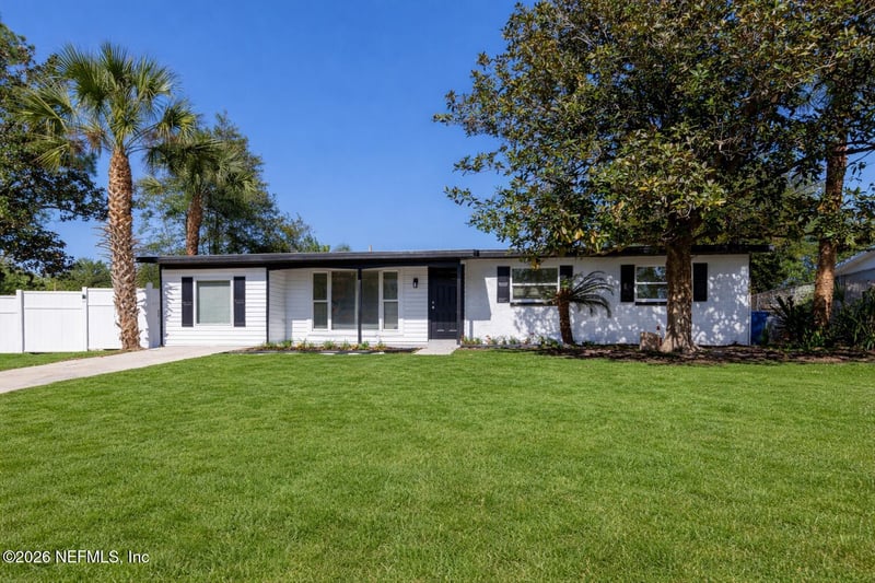 203 Rio Rd, Jacksonville, FL 32218