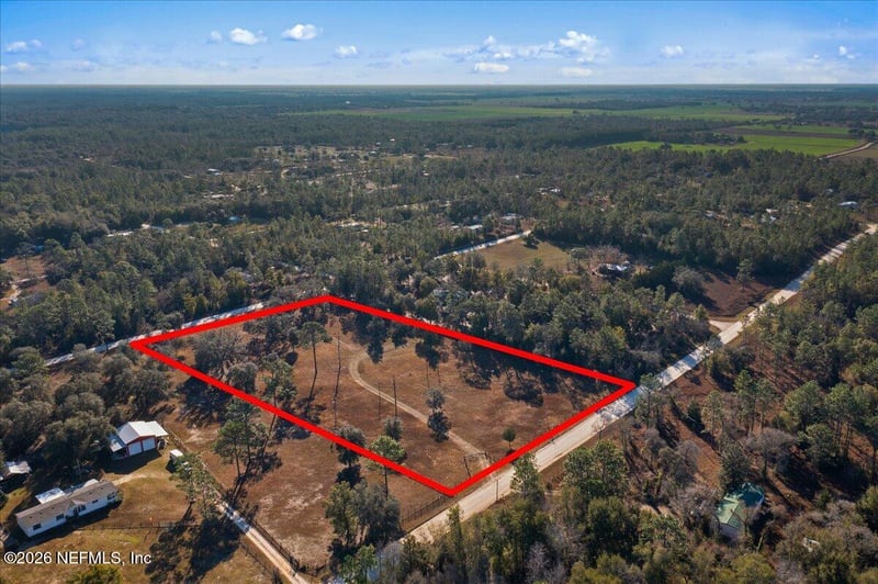 5551 106 Ct, Bronson, FL 32621