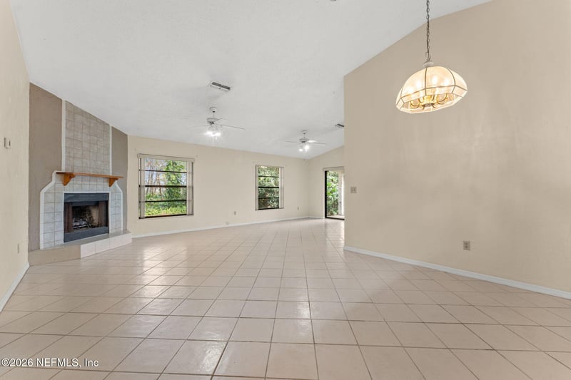 1399 Old Kings Rd, Daytona Beach, FL 32117