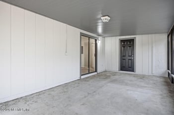 10718 Meadowlea Dr, Jacksonville, FL 32218