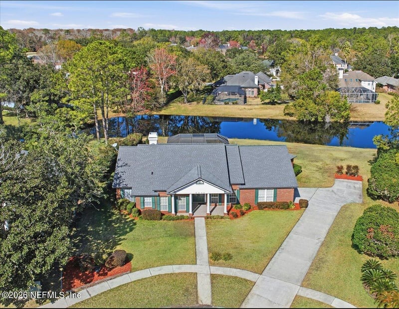 8213 Hampton Lake Ln, Jacksonville, FL 32256