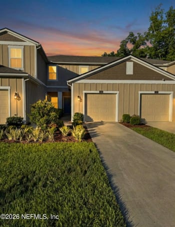 232 Aralia Ln, Jacksonville, FL 32216