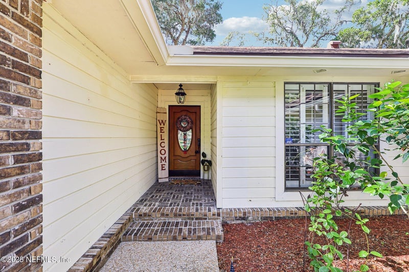 11749 Seaview Dr, Jacksonville, FL 32225