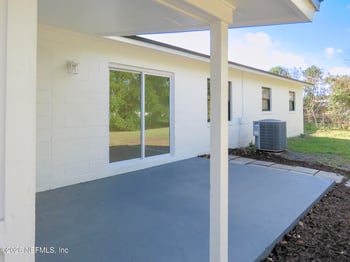 43 Saratoga Cir, Atlantic Beach, FL 32233