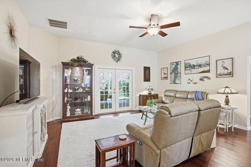 1564 Windy Willow Dr, St Augustine, FL 32092