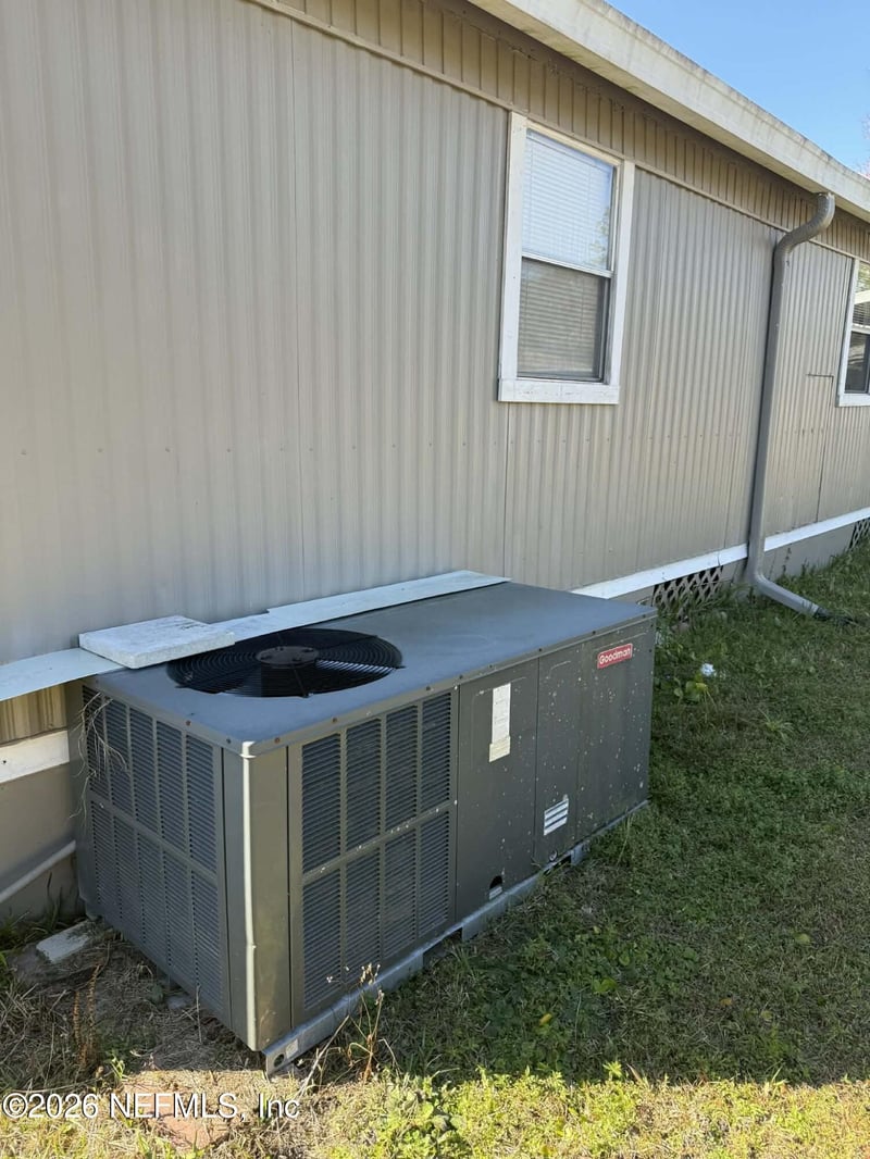 133 Sportsman Rd, Satsuma, FL 32189