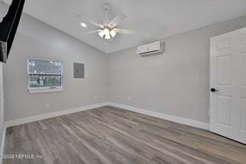 5893 White Sands Rd, Keystone Heights, FL 32656