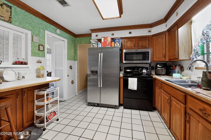 1414 Belleshore Cir, Jacksonville, FL 32218