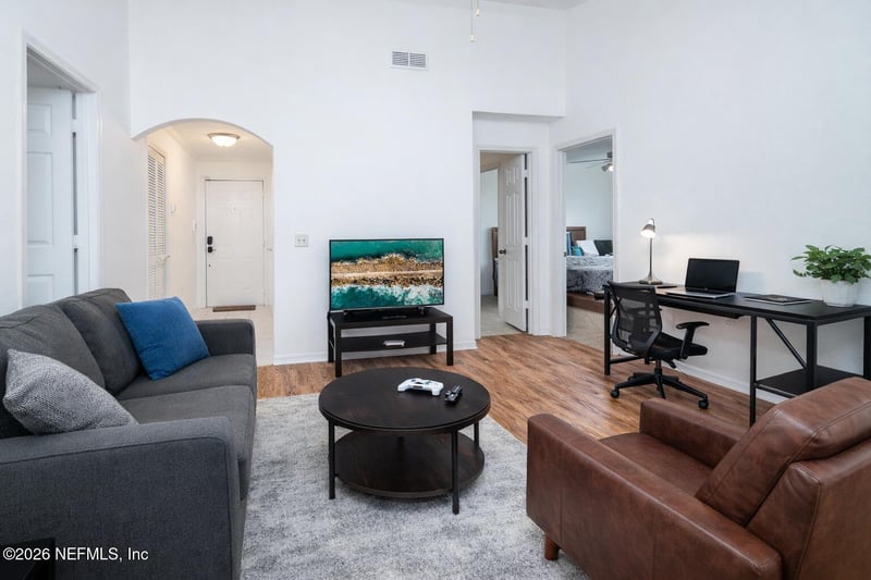 7800 Point Meadows Dr #737, Jacksonville, FL 32256