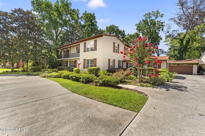 1221 Oriental Gardens Rd, Jacksonville, FL 32207