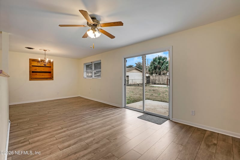 3944 Rodby Dr, Jacksonville, FL 32210