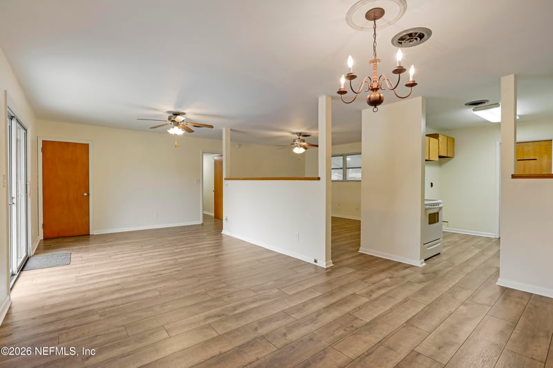 3944 Rodby Dr, Jacksonville, FL 32210