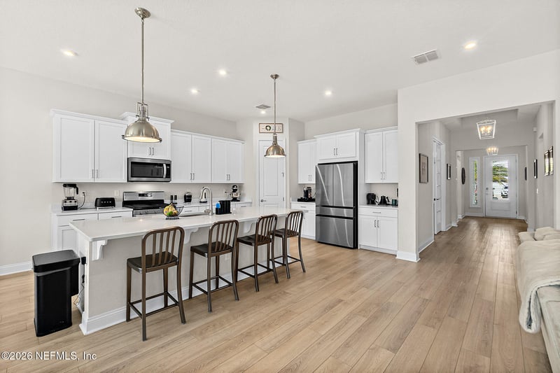 254 Oak Shadow Pl, St Johns, FL 32259