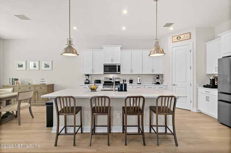 254 Oak Shadow Pl, St Johns, FL 32259