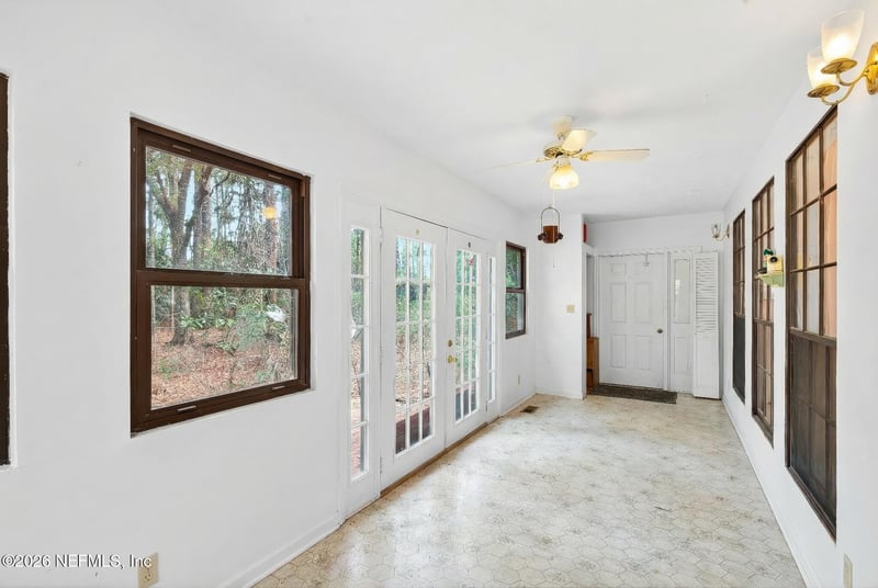 44561 Woodland Cir, Callahan, FL 32011