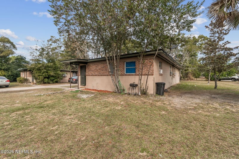 563 Eastport Rd, Jacksonville, FL 32218