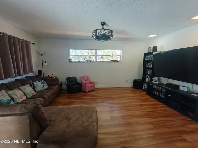 5516 Rainey Ave, Orange Park, FL 32065