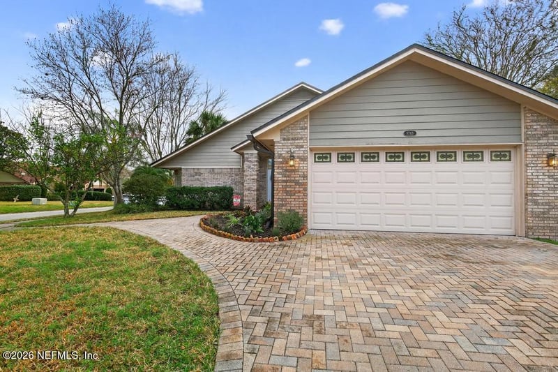 8783 Nature View Ln, Jacksonville, FL 32217